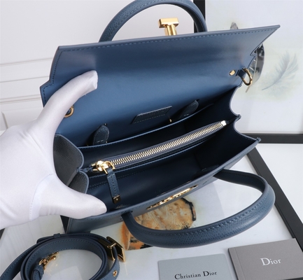 St Honoré Tote D6718 de Dior Branded Ladies Handbag Medium da pele de bezerro