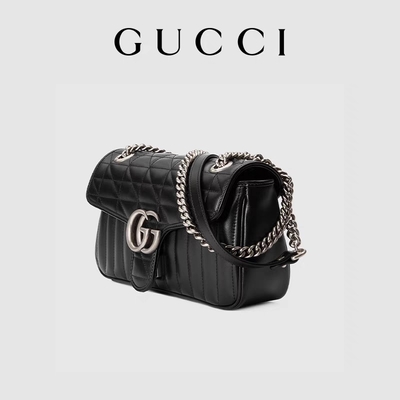O GG de GUCCI marcou o saco de Bag Marmont Shoulder do mensageiro couro acolchoado pequeno