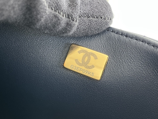 Pele de carneiro Grained de Chanel Mini Retangular Caviar 2020 do caviar &amp; metal goldtone