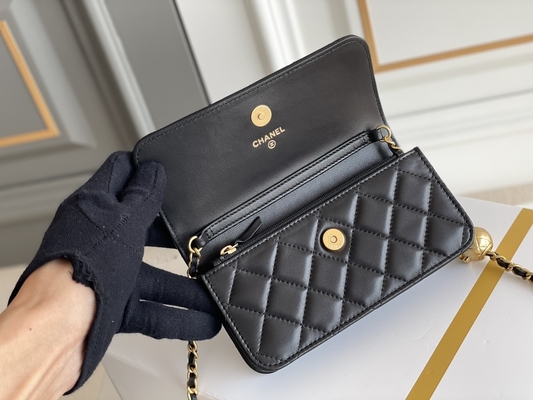 Carteira preta das bolsas da embreagem do WOC de Mini Coco Chanel em uma corrente CF20