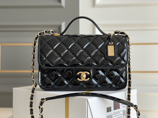 ouro 2022 do preto do saco do Tofu do couro envernizado de Chanel Flap Bag das mulheres 22k