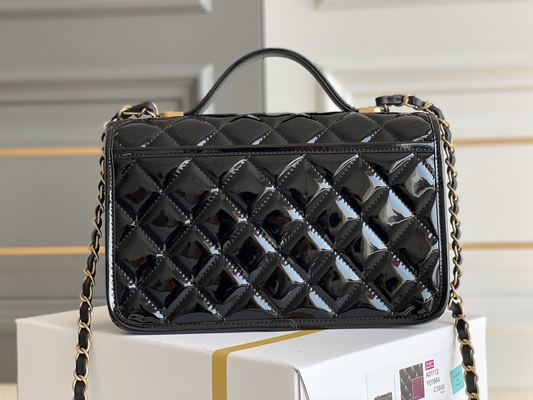 ouro 2022 do preto do saco do Tofu do couro envernizado de Chanel Flap Bag das mulheres 22k