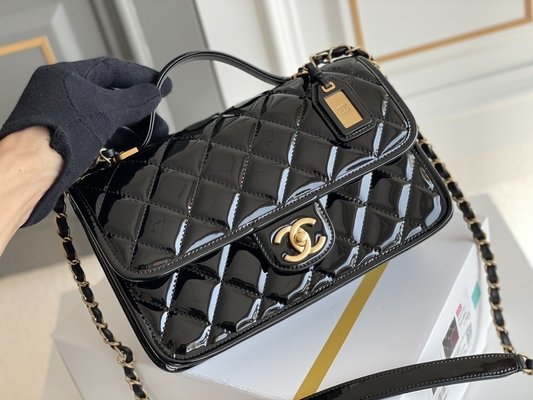 ouro 2022 do preto do saco do Tofu do couro envernizado de Chanel Flap Bag das mulheres 22k