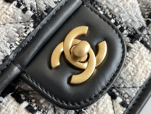Lãs brancas da manta do preto clássico de 2WAY Chanel Medium Flap Bag Messenger