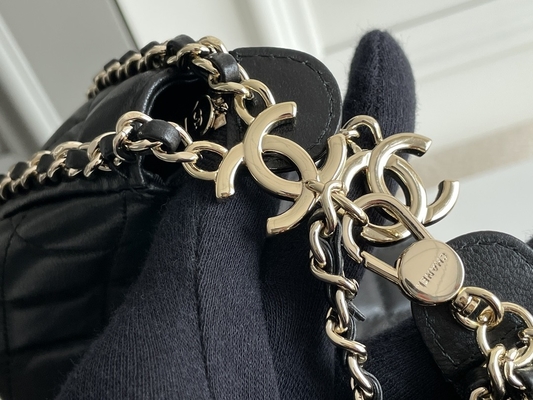 Couro preto da pele de bezerro da bolsa do vagabundo de Mini Sling Bag Branded Chanel da corrente