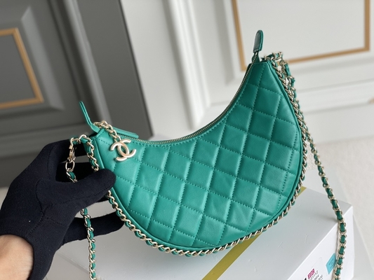 Couro preto da pele de bezerro da bolsa do vagabundo de Mini Sling Bag Branded Chanel da corrente