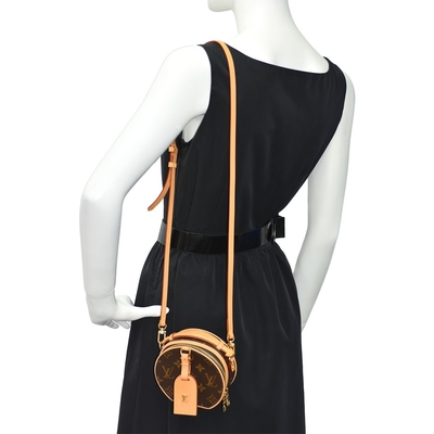 Saco macio Grained M44699 do LV Lockme da lona do monograma da pele de bezerro