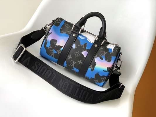 O eclipse do monograma do nascer do sol marcou a sala de Bag LV Keepall Bandoulière 25 do mensageiro com uma vista