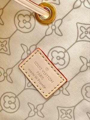 O rosa branco Damier Azur Canvas LV marcou o saco da cubeta de Bag NéONoé milímetro do mensageiro