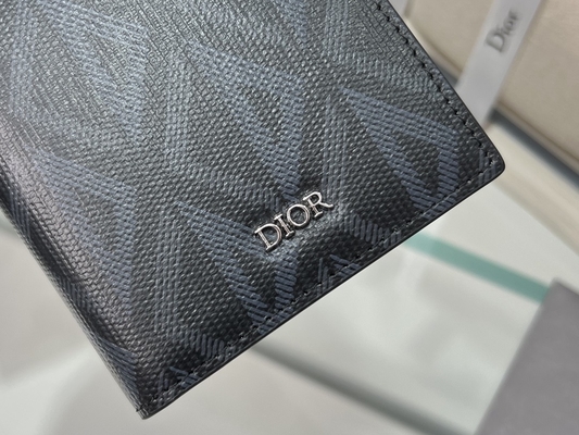 CD vertical gravado Christian Dior Mens Wallet Diamond Zippered