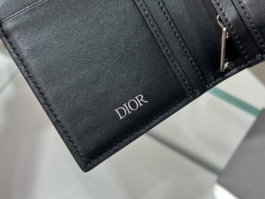 CD vertical gravado Christian Dior Mens Wallet Diamond Zippered