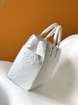 O monograma branco Preloved marcou o saco Louis Vuitton Sac Plat Tote