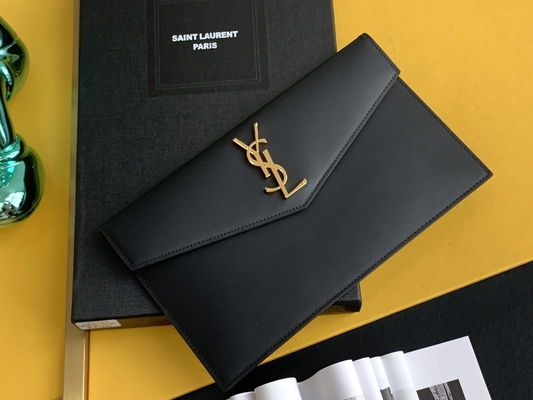 Saint gravado Laurent Preloved Branded Bag Uptown Embreagem de couro Grão De Poudre