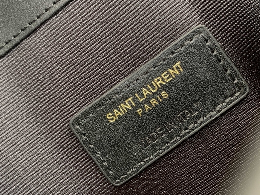 Saint gravado Laurent Preloved Branded Bag Uptown Embreagem de couro Grão De Poudre