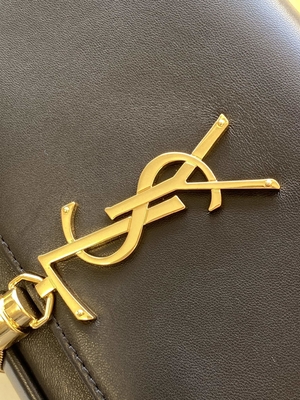 Cruz de YVES SAINT LAURENT da correia ajustável - OEM da embreagem do envelope da bolsa do corpo