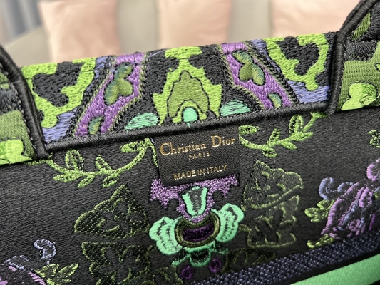 Bordado positivo Dior Maria Grazia Chiuri Bag Booktote do tamanho