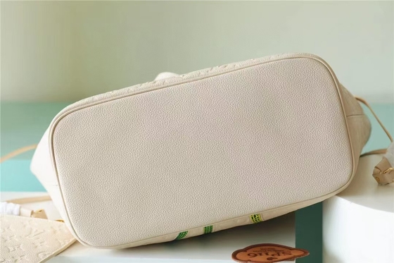 O partido marcou senhoras monograma Empreinte de Neverfull milímetro da bolsa com marchetaria da flor