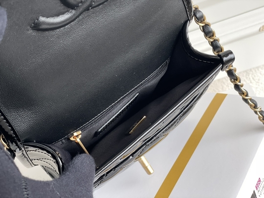 Corrente do ouro de Chanel 22 Mini Designer Purses Black Spell com aleta da gota