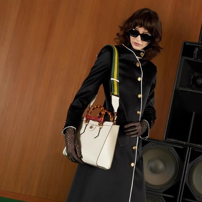 O costume lustroso branco marcou a princesa Diana Handbag de Gucci dos sacos