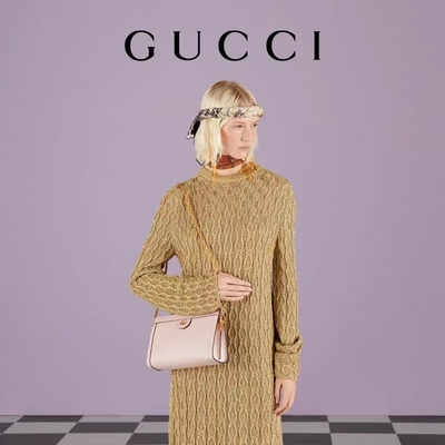 A mala a tiracolo pequena do saco feito sob encomenda de G Gucci Ophidia do dobro bordou