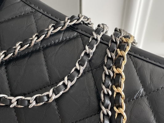 Pele de bezerro pre possuída de Chanel Gabrielle Shoulder Bag Hobo Handbag