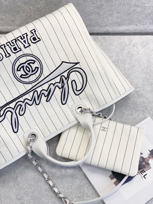 listra do preto de 30cm 23P Chanel Deauville Tote Bag White Ecru