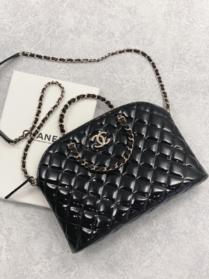 Chanel Patent Calfskin Shopping Bag pequeno com senhora retro Style