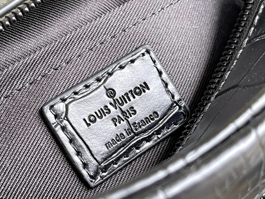 Tronco macio Mini Small Patent Leather de Crocodilien Matte Black Louis Vuitton LV