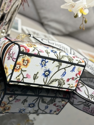 Saco marcado feito sob encomenda multicolorido de Dior Medium D Lite dos sacos de Petites Fleurs