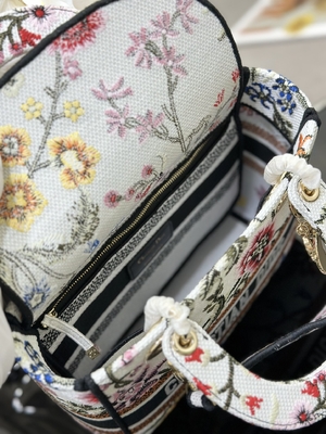 Saco marcado feito sob encomenda multicolorido de Dior Medium D Lite dos sacos de Petites Fleurs